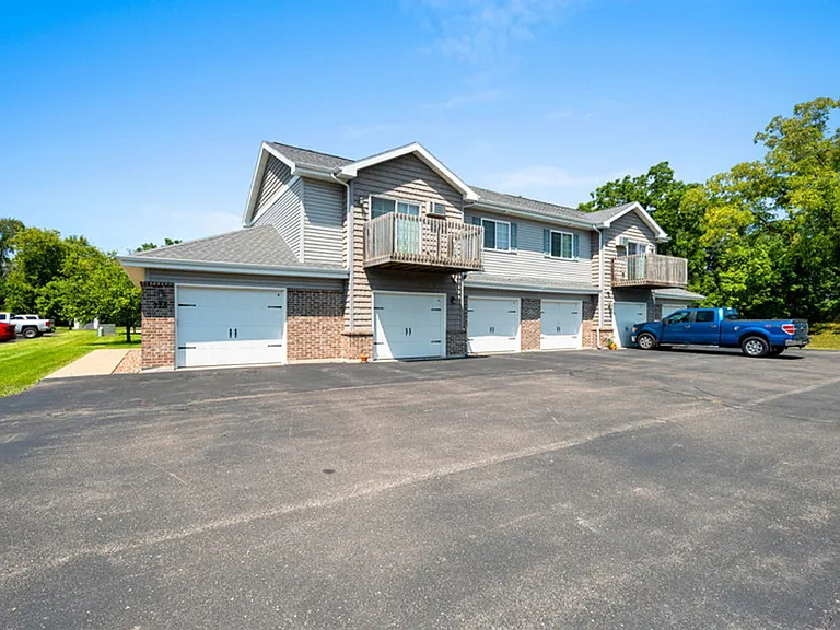 228 Baker Blvd — Photo 39