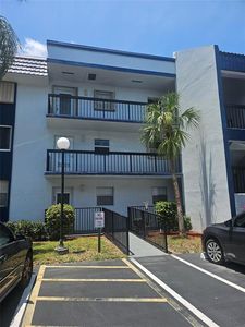 3100 Holiday Springs Blvd #111, Pompano Beach, FL, 33063