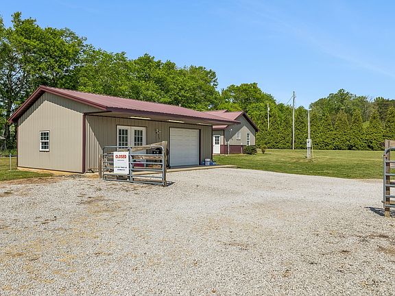 9th image of 2461 Bodenham Rd