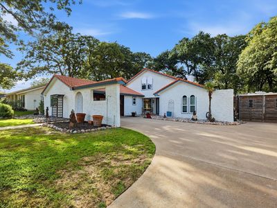 913 Harwood Ter, Bedford, TX, 76021