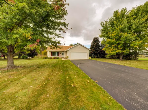 11222 Blackman Rd, Kingsley, MI 49649