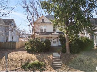 1009 W 15th St, Davenport, IA