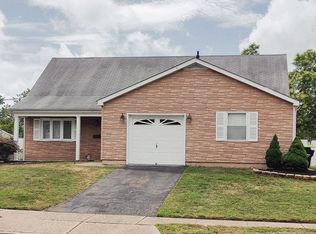 13 Briscoe Ter, Hazlet, NJ 07730