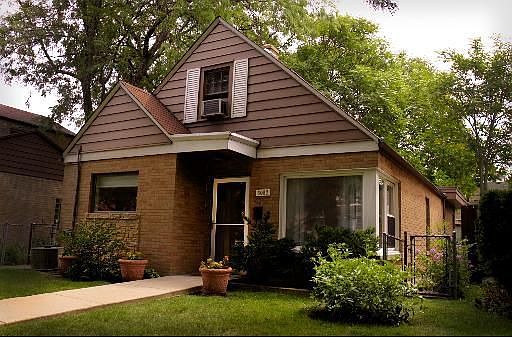 1st image of 3037 W Jarlath St