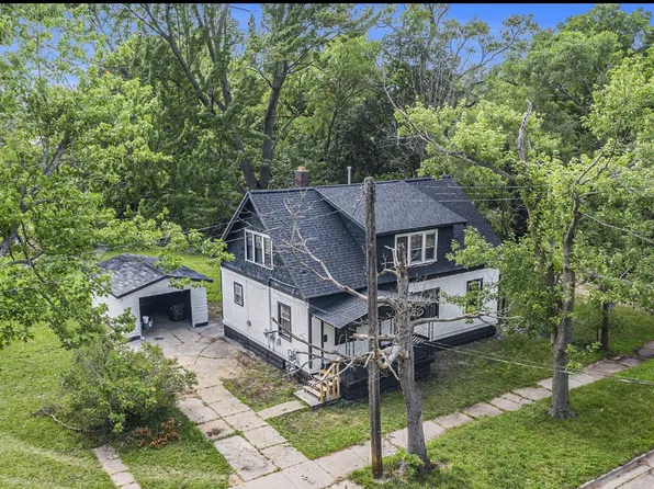 937 Emerald St #2, Muskegon, MI 49442
