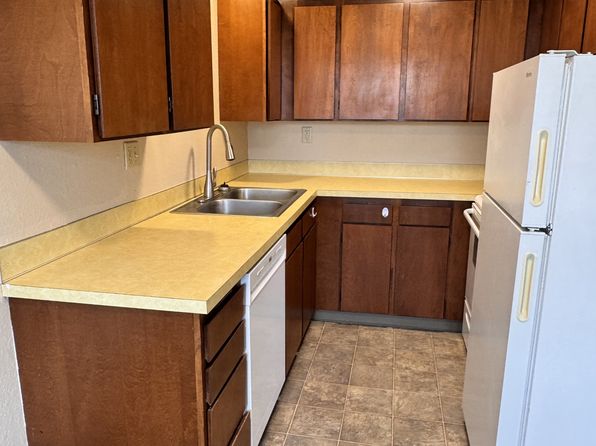 437 Hewitt Ave #5