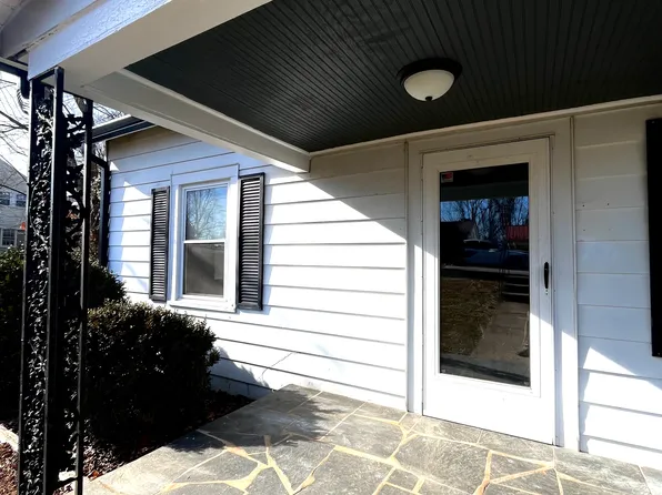 1310 Hillcrest Ave, Martinsville, VA 24112