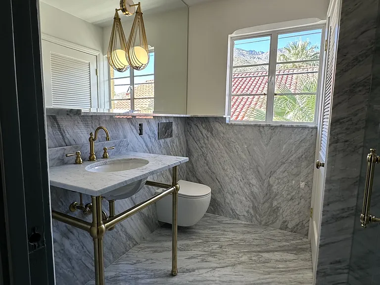 457 N Palm Canyon Dr #C — Photo 5
