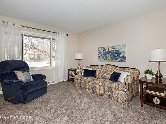 3rd image of 2900 Williams Dr