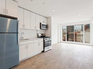 1044 Jackson Ave #3, Long Island City, NY 11101