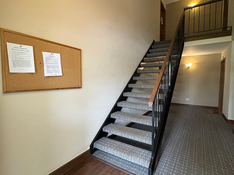 370 Wilmington Dr #D2 — Photo 2