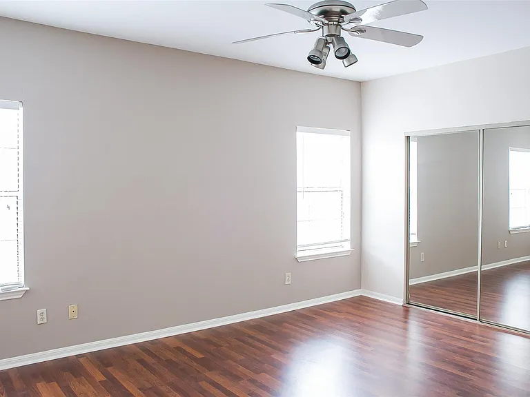 3098 Holly Hall St #3098 — Photo 18