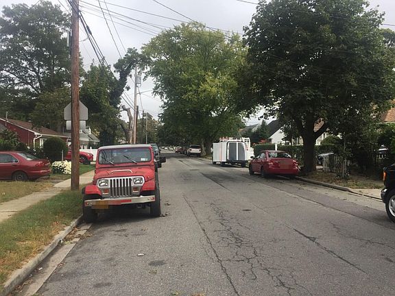 5th image of 155 Lincoln Ave