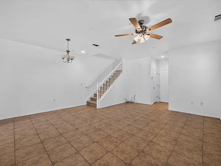 1140 W Walter Ave #54 — Photo 3