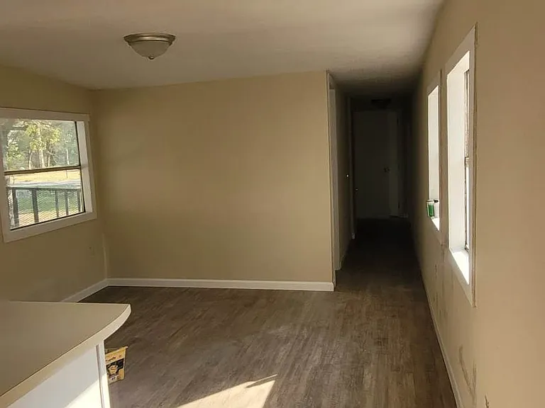 882 E Chestnut Ave — Photo 7