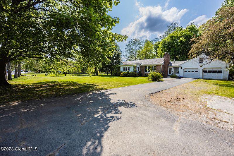 3rd image of 485 Ridge Road