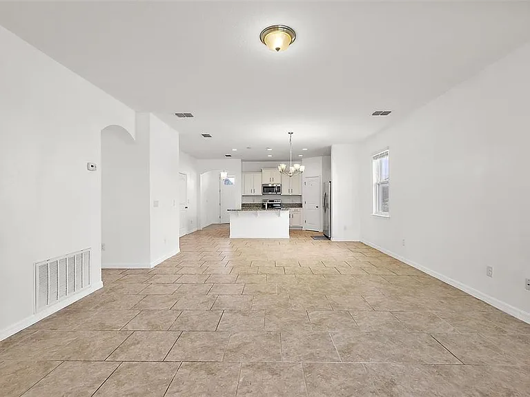 16459 Centipede St — Photo 21