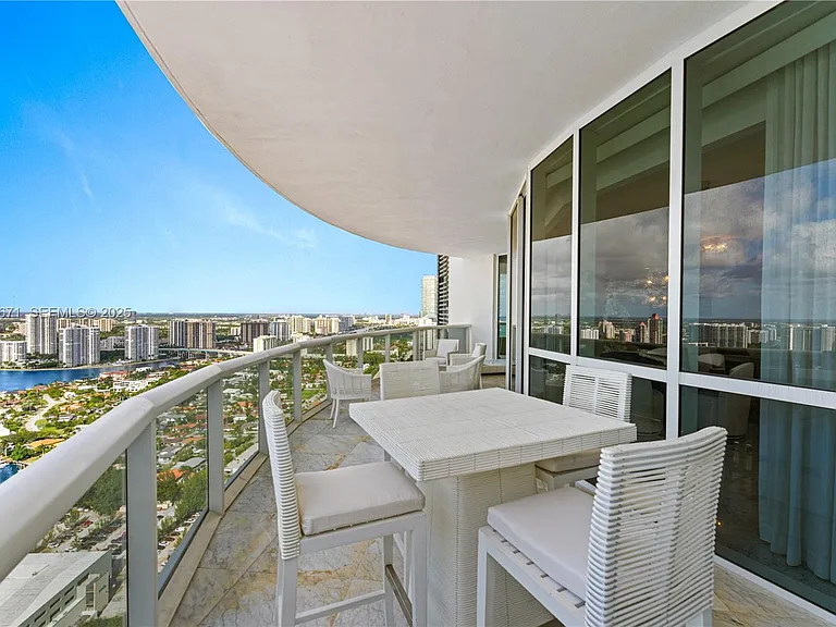 18201 Collins Ave #5001 — Photo 27