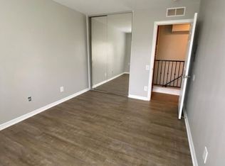 5402 Balboa Arms Dr UNIT 321, San Diego, CA 92117