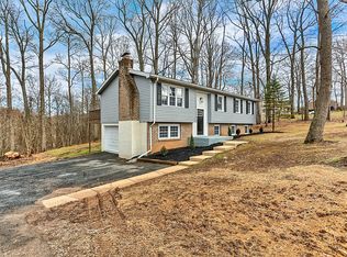 4409 Bridgeview Rd, Stewartstown, PA 17363