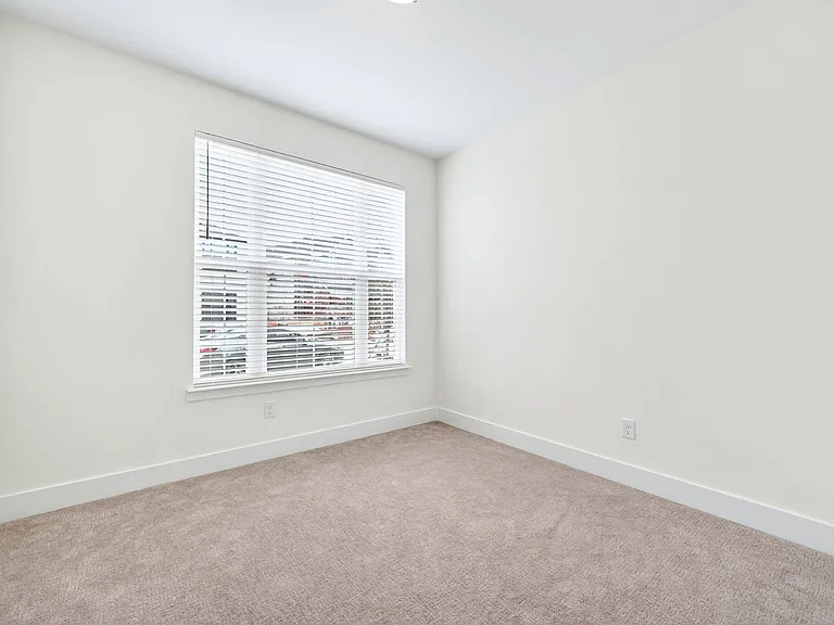 7340 Confetti Ln — Photo 30