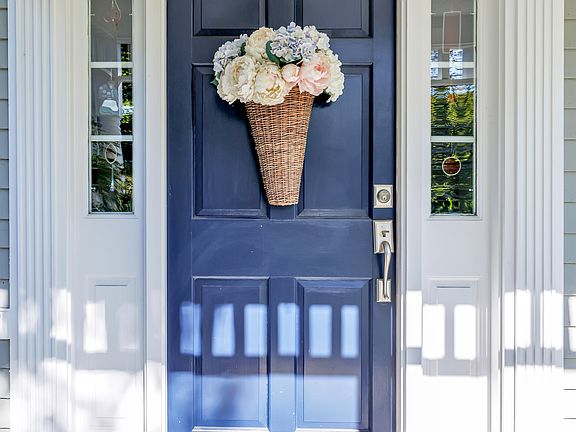 5th image of 774 Fairfield Woods Road