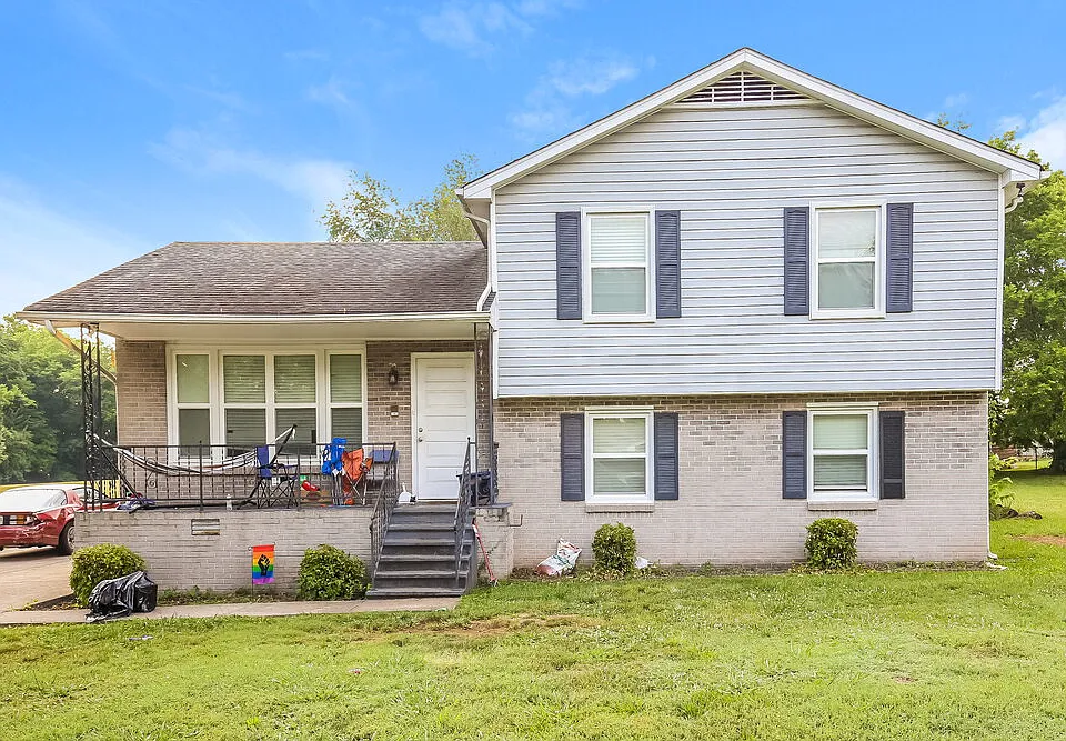 122 Crockett Ct