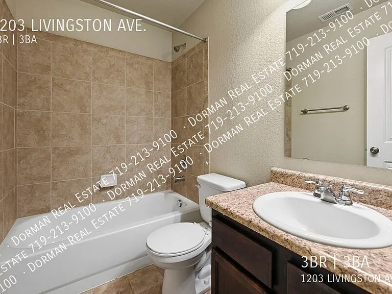 1203 Livingston Ave — Photo 15