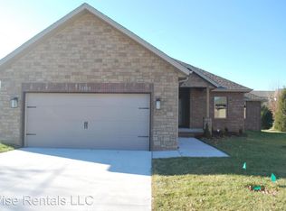 1103 N Gretchen St, Nixa, MO 65714