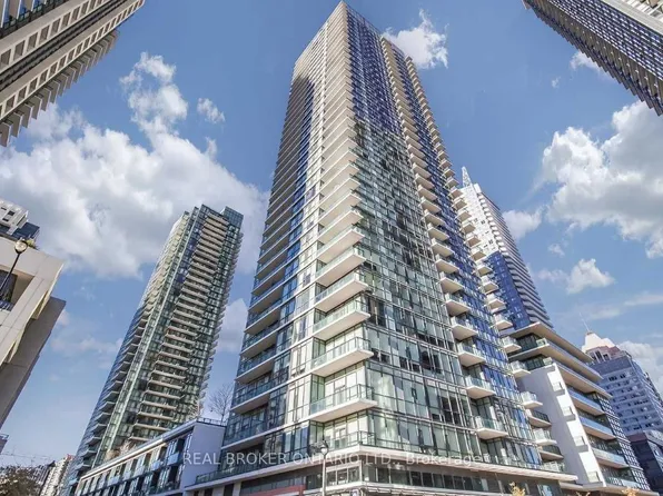 4065 Brickstone Mews, Mississauga, ON