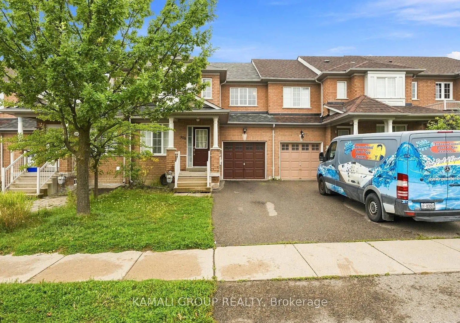 3 bed, $3,050 — Photo 1