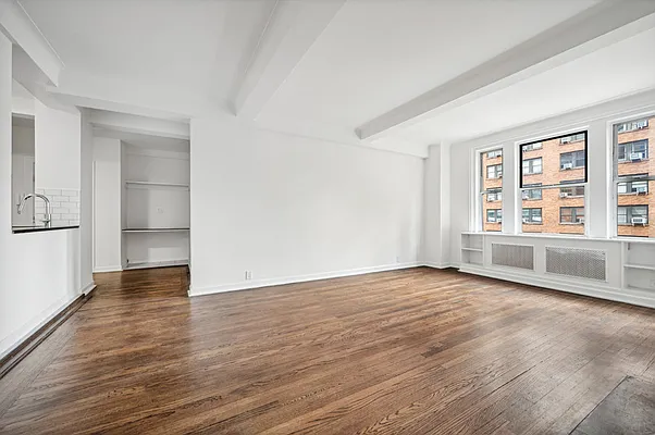 Rented by Cooper & Cooper Real Estate | media 2