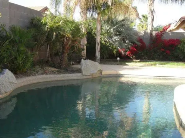 3674 S Joshua Tree Ln, Gilbert, AZ 85297