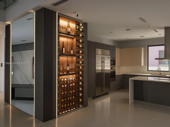 10431 NW 68th Ter, Doral, FL 33178