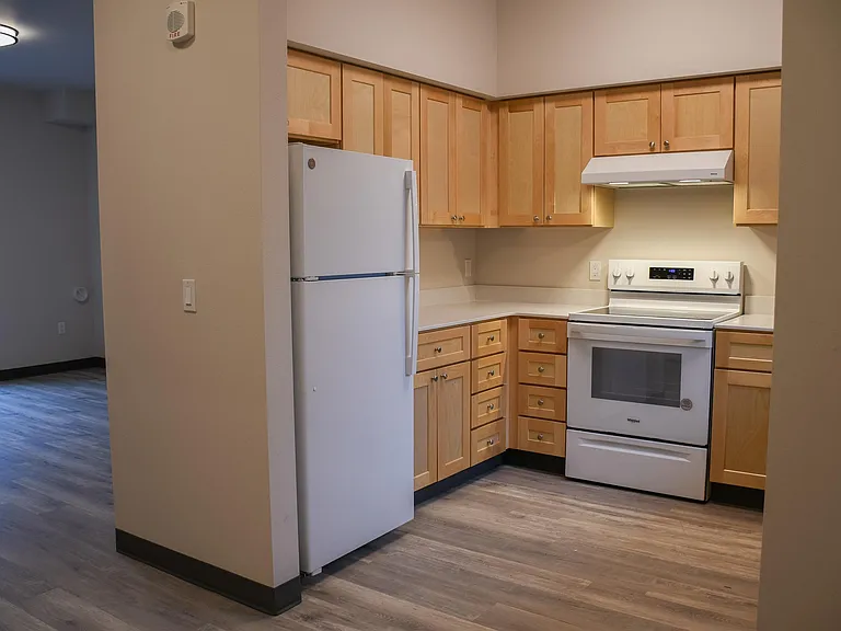 Kirkland Heights Apartments — Photo 14
