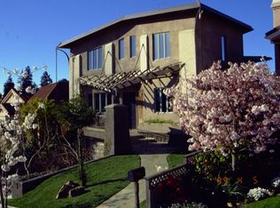 5221 Cochrane Ave, Oakland, CA 94618