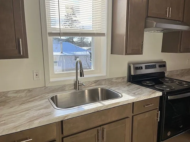 2 bed, 840 sqft, $1,700 — Photo 4