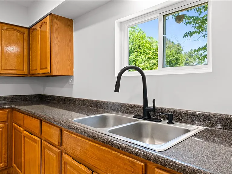 161 Apperson Ln — Photo 8