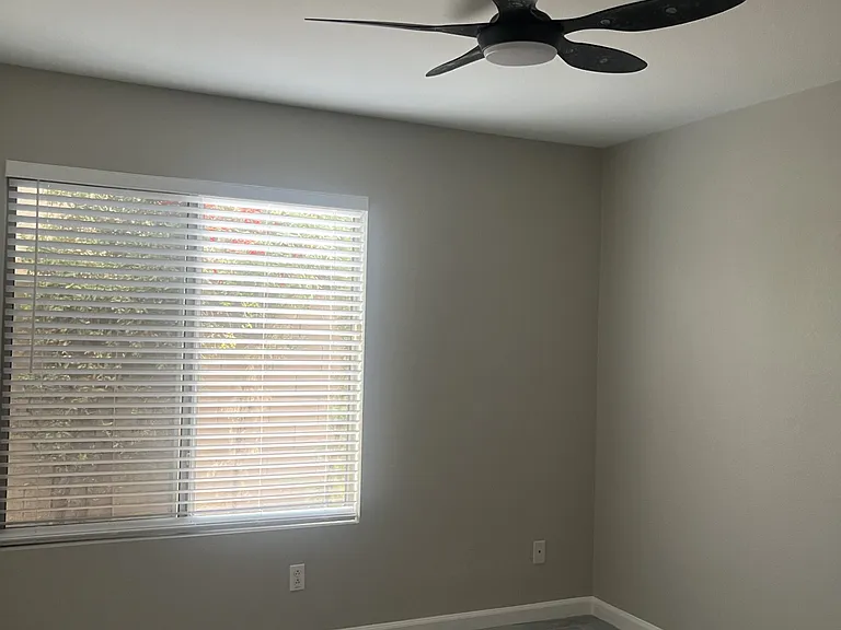 7211 W Irma Ln — Photo 11