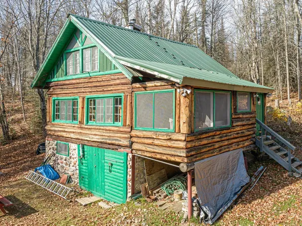 6704 Thunder Rd, Finland, MN 55603