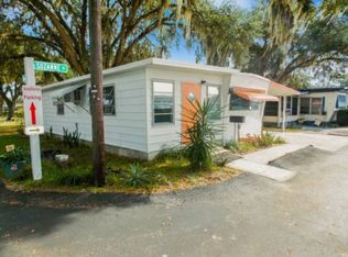 4910 Suzanne St, Zephyrhills, FL 33542