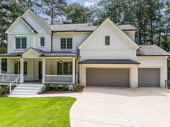 3rd image of 2851A Shady Valley Dr