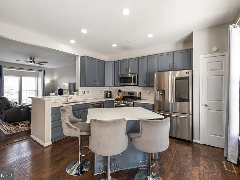4004 Meadow Trail Ln — Photo 11
