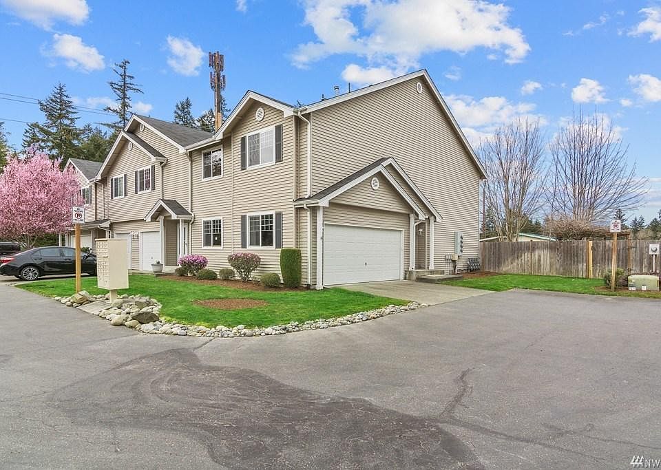 1st image of 118 NE Tucannon Ct