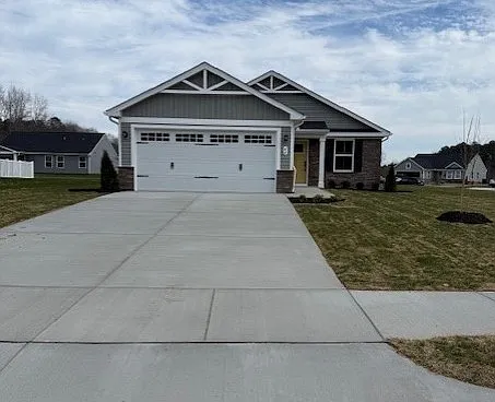 66 Braxton Way Photo 1