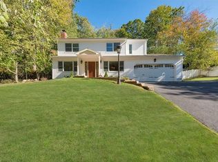 84 Branchville Rd, Valley Cottage, NY 10989