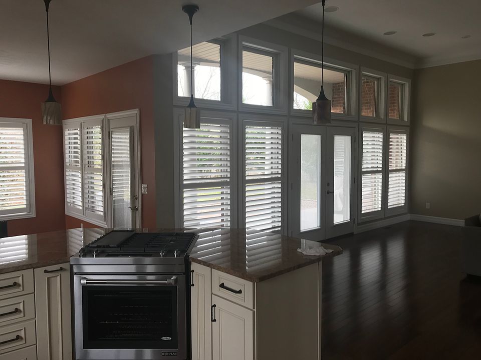 1st image of 7 Riverwalk Dr