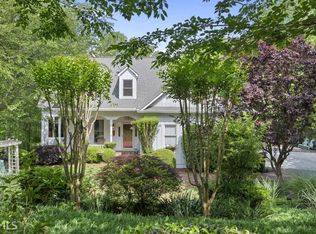 2082 Riverwood Dr, Gainesville, GA 30501