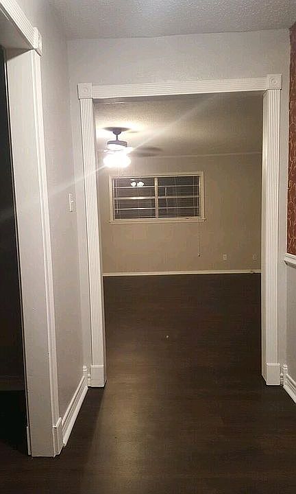 1st image of 1011 Delwood Dr