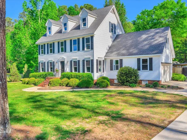 66 Cain Rd, Laurens, SC 29360